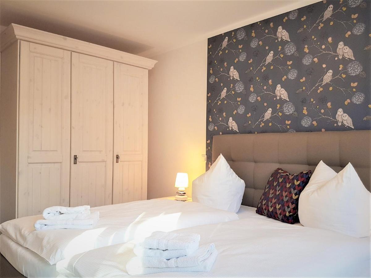 Bernstein Mare Rose Apartment 2 Busum Bagian luar foto